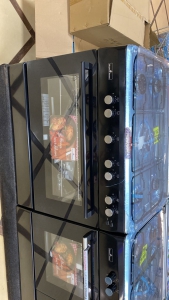 Cuisinière noire - 5foyers